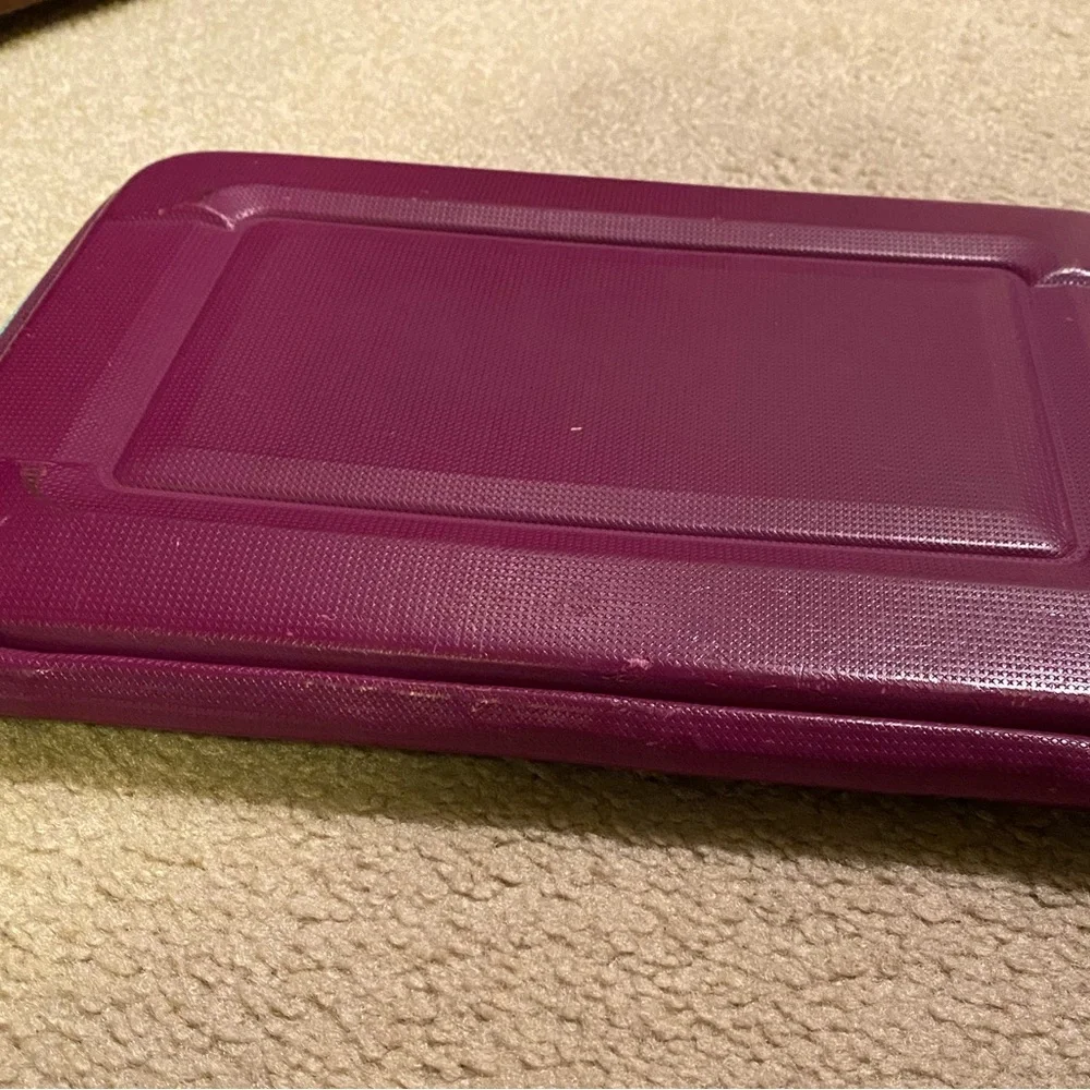 Thule purple computer case